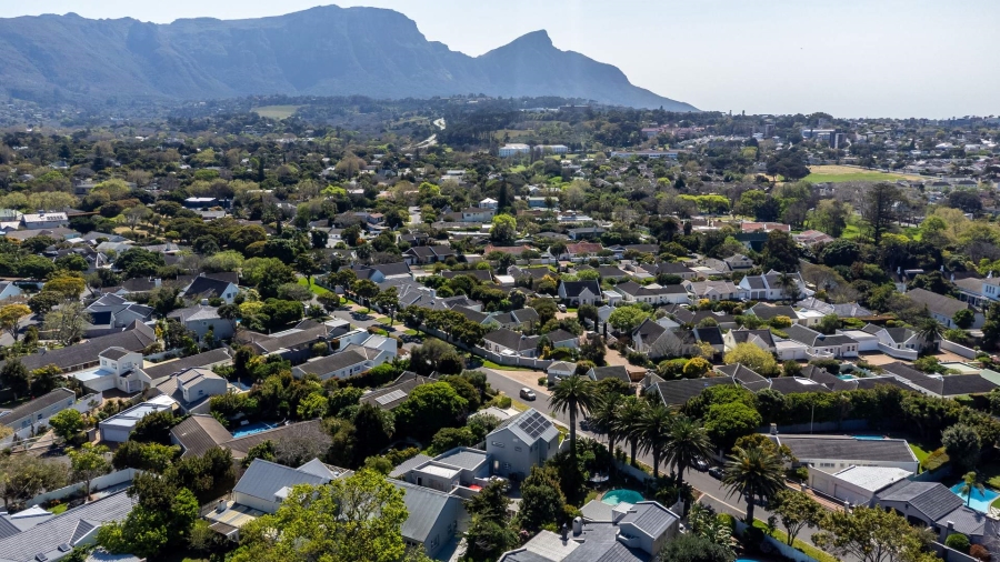 3 Bedroom Property for Sale in Constantia Western Cape